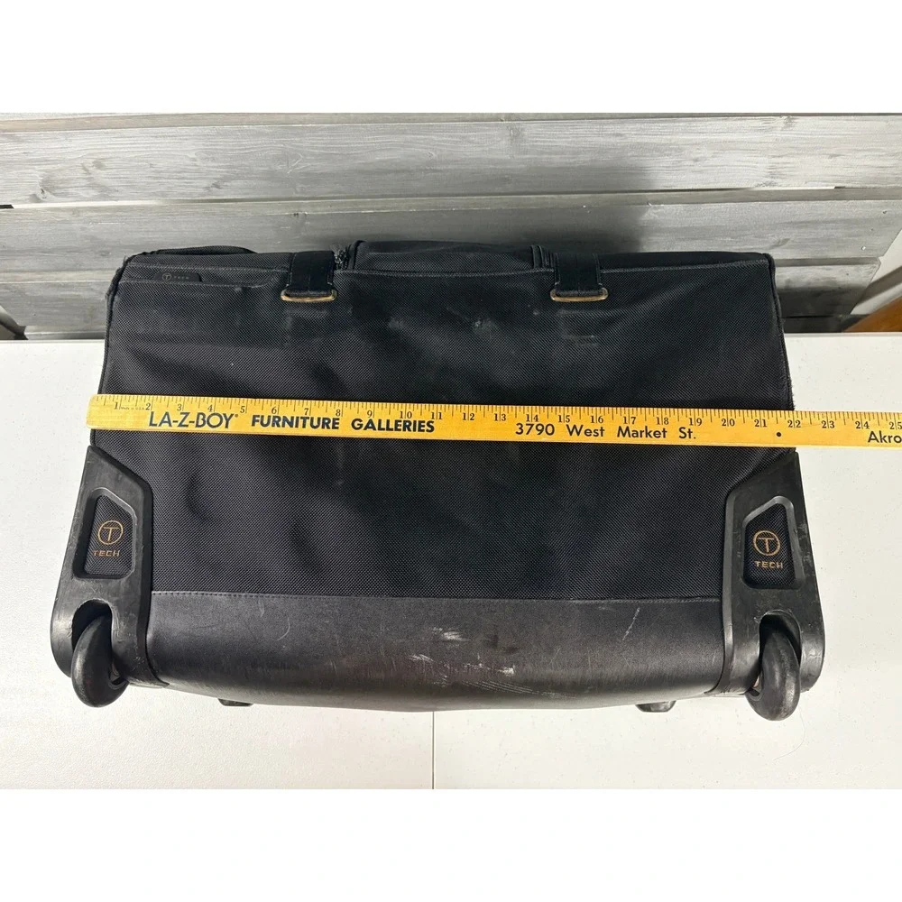 Tumi T-Tech Essential Gear Carry on Garment Bag Suitcase Wheeled 56030D Black